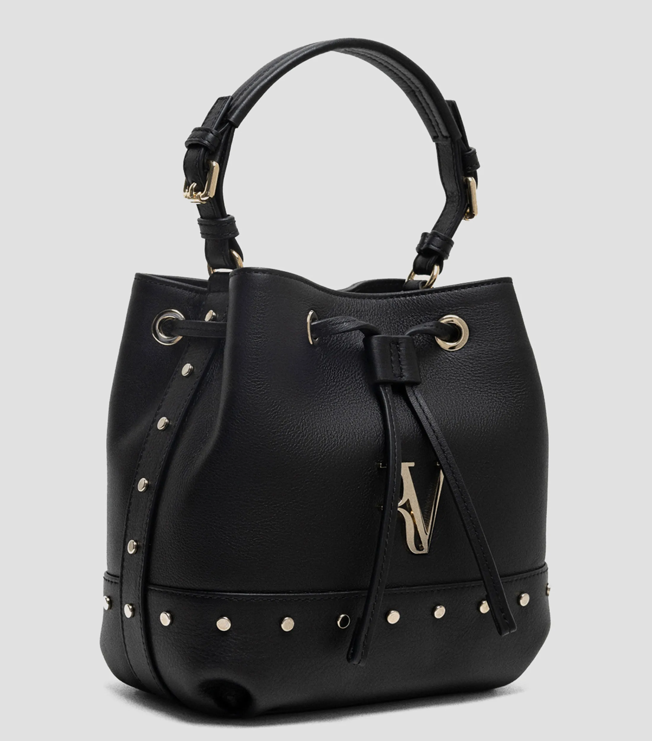 4353_Roberto Verino Bolso Bucket negro en piel Mafalda con estoperoles Mujer