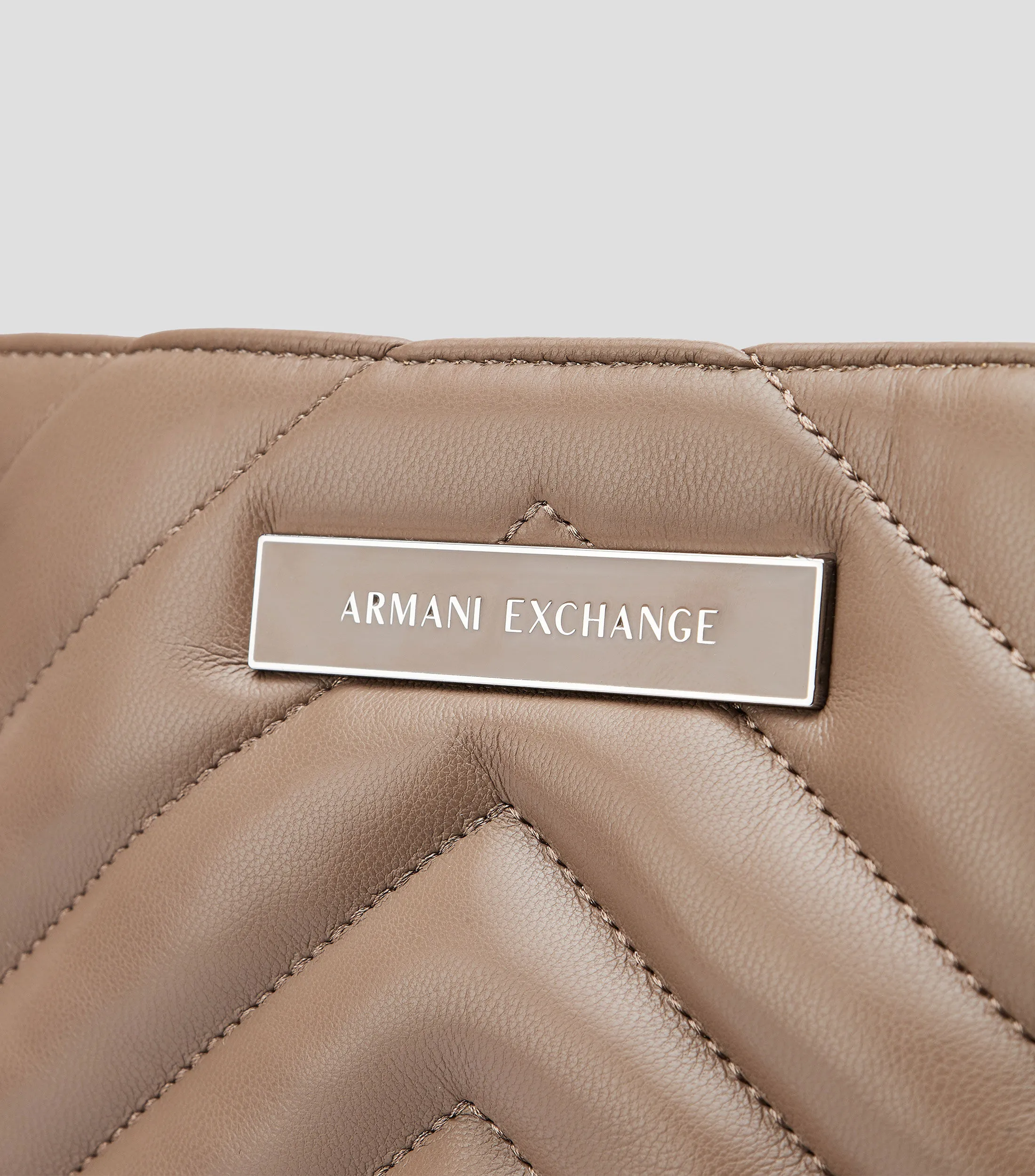 Armani Exchange Bolso Shoulder capitonado Mujer