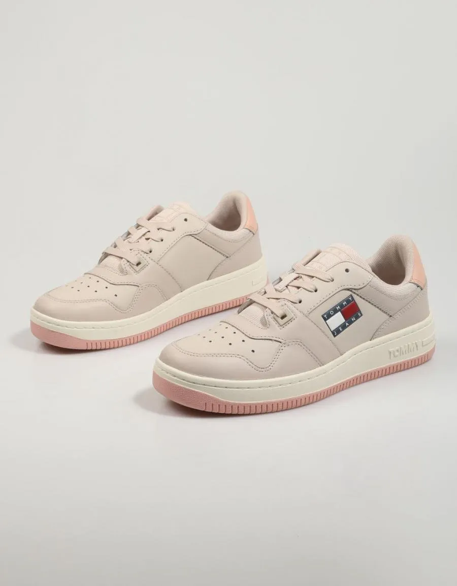  baskets TOMMY HILFIGER Tommy Jeans Retro Basket Wmn en Beige 79946