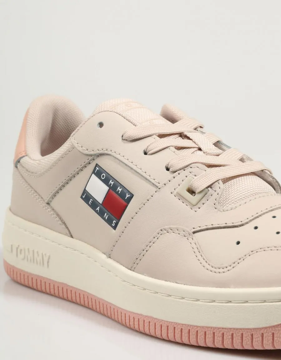  baskets TOMMY HILFIGER Tommy Jeans Retro Basket Wmn en Beige 79946