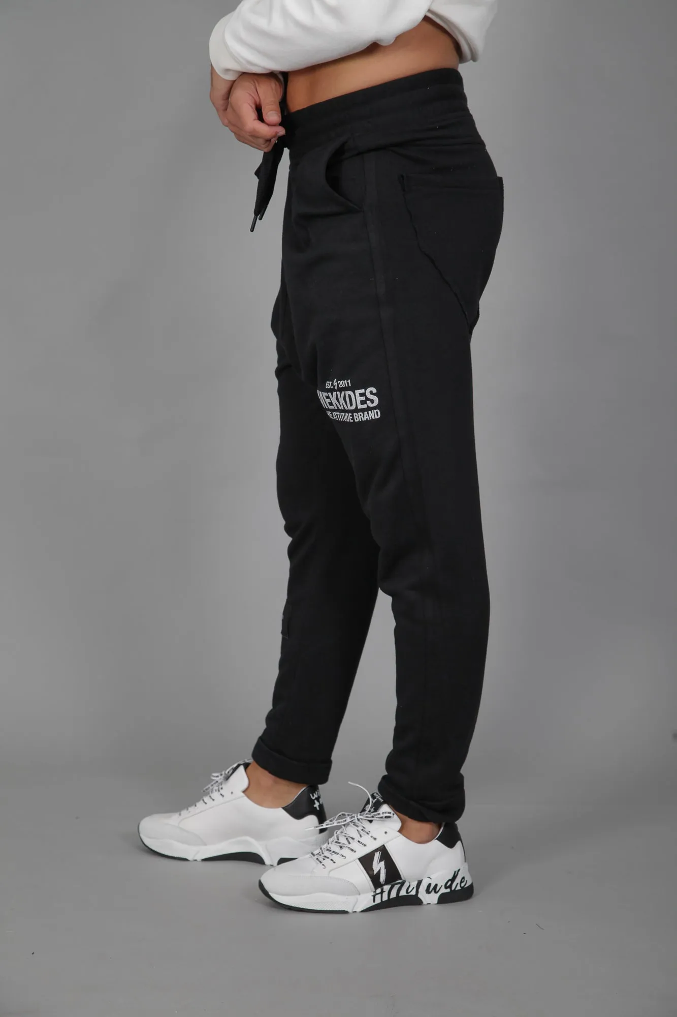 Jogger HE Sporty LOGO · NEGRO ·