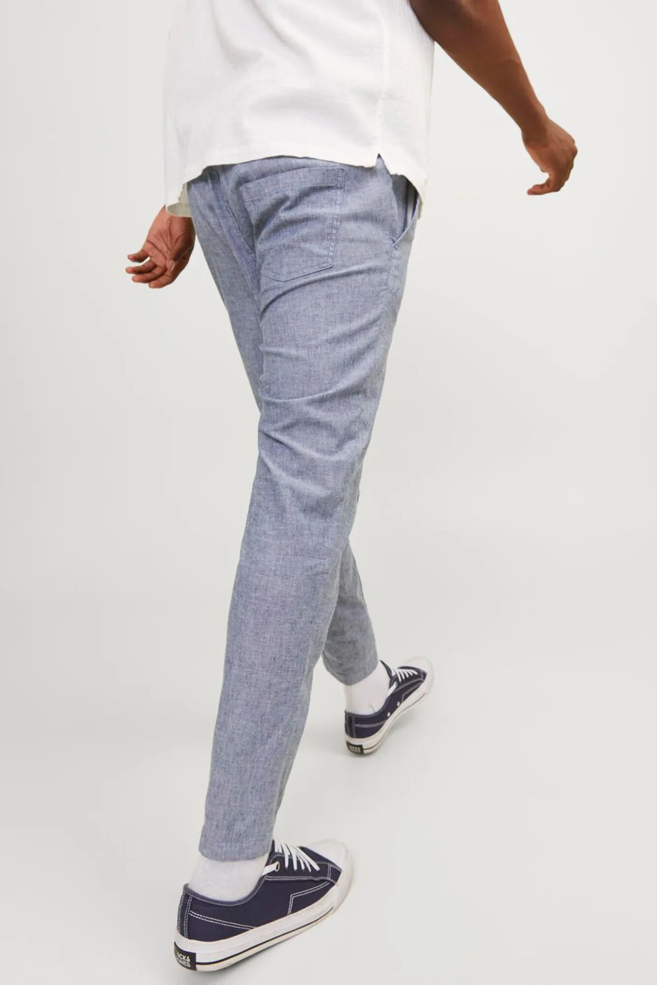 Jogger tapered fit con lino