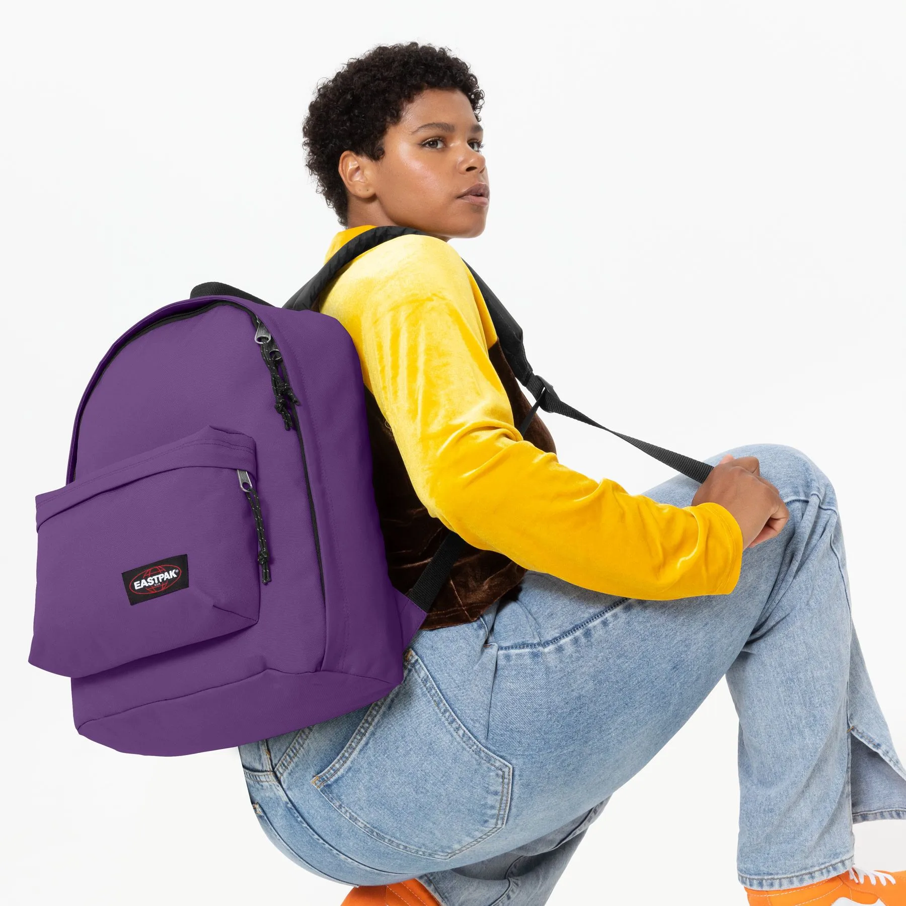 MOCHILA EASTPAK Out of office 27 litros EK767 6A3 Pure purple lila oscuro