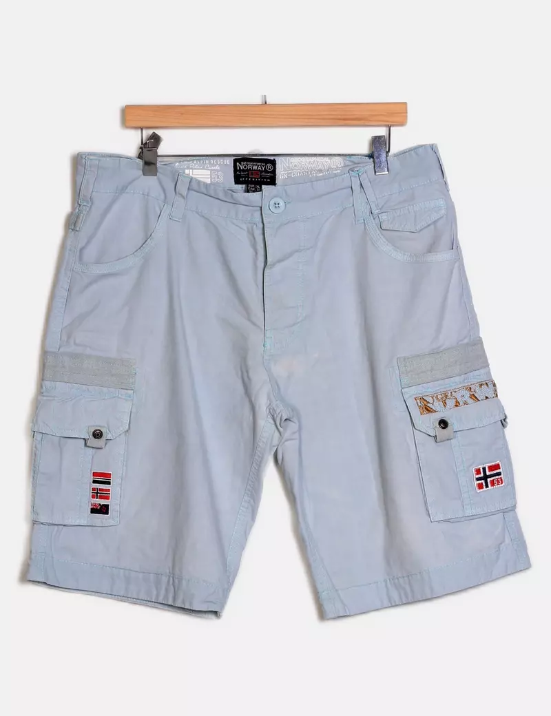 Norway Pantalones cargo Cortos