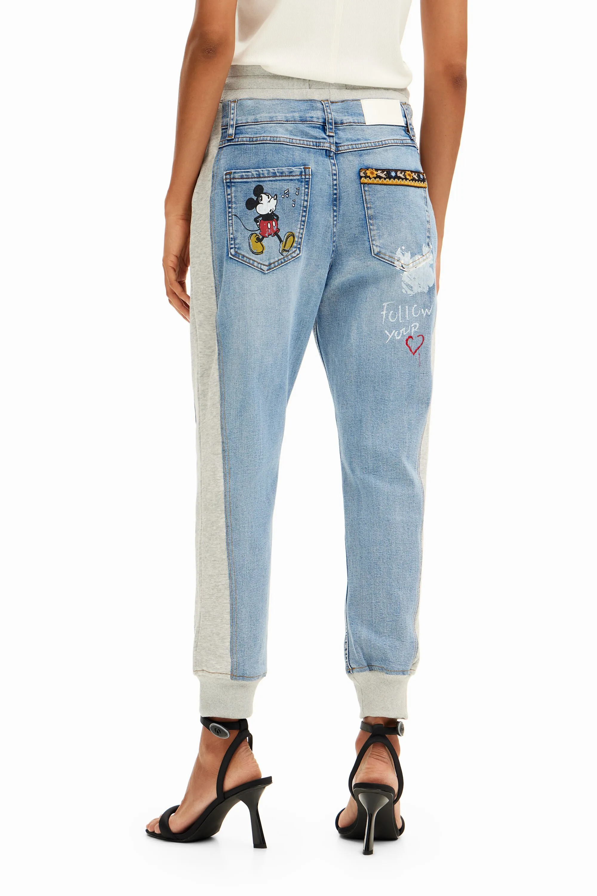 Pantalón jogger Mickey Mouse