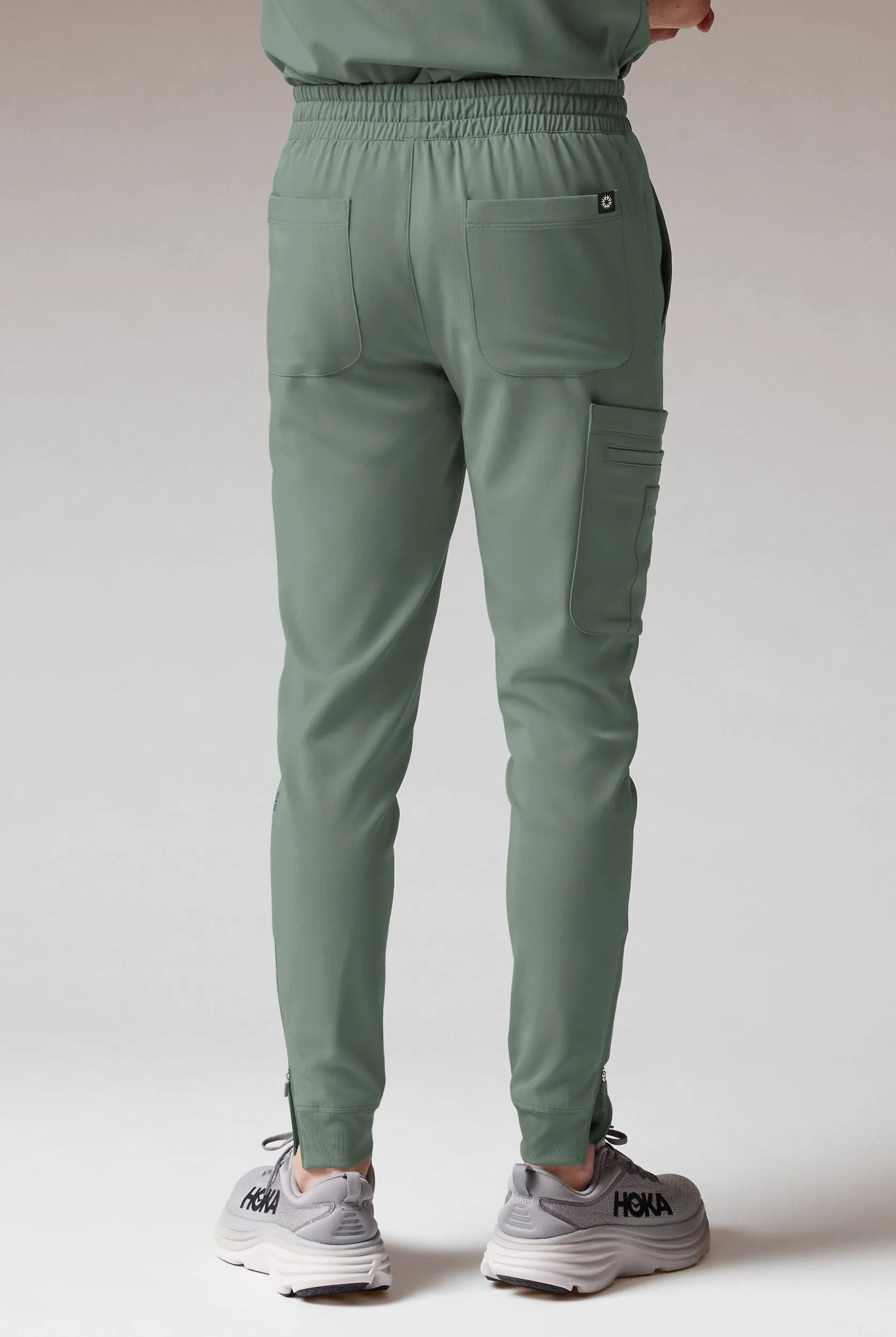 Pantalón médico Hypothesis Tactical estilo jogger con piernas delgadas y 9 bolsillos para hombre