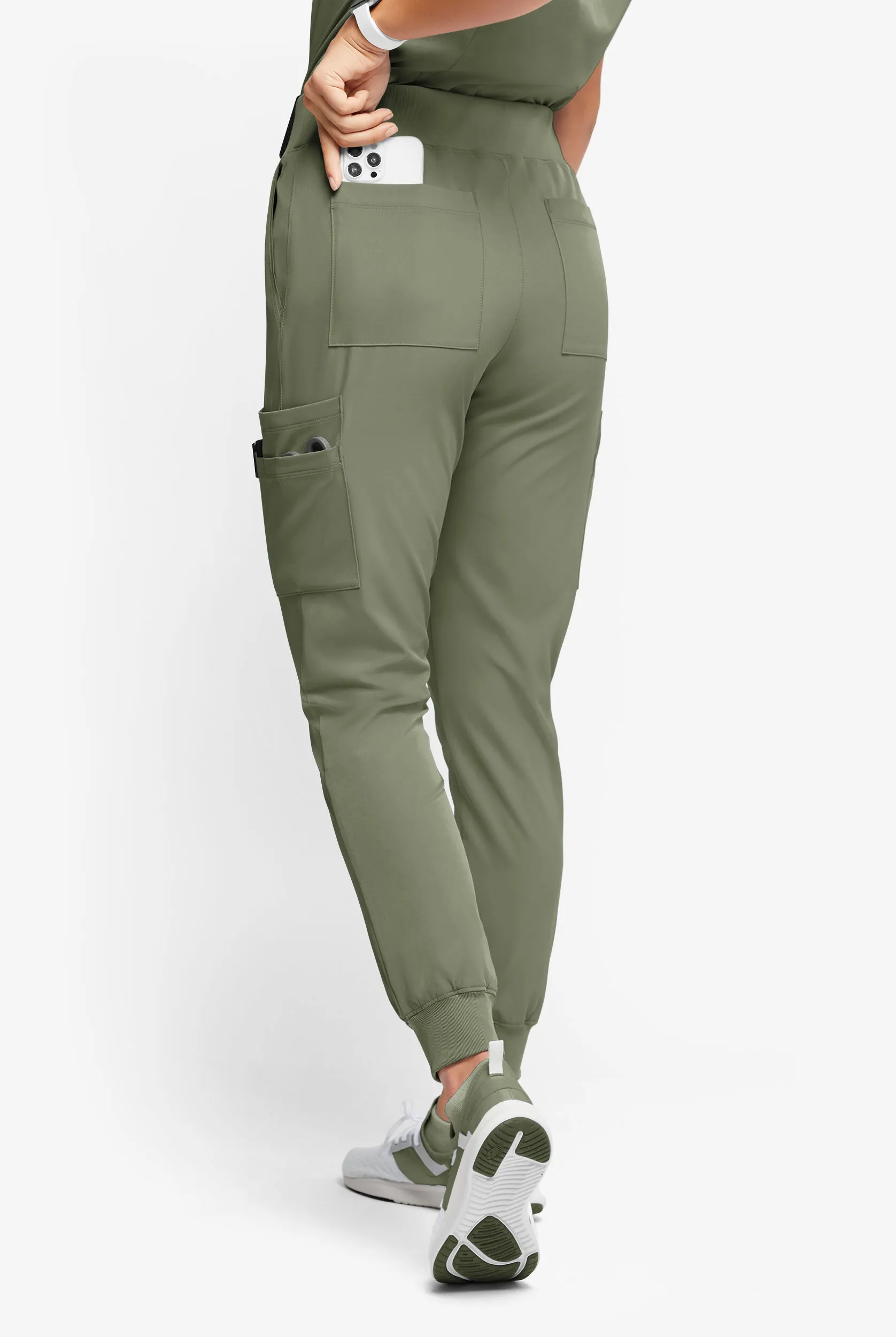 Pantalón médico WhisperLite YARA estilo jogger con múltiples bolsillos para mujer