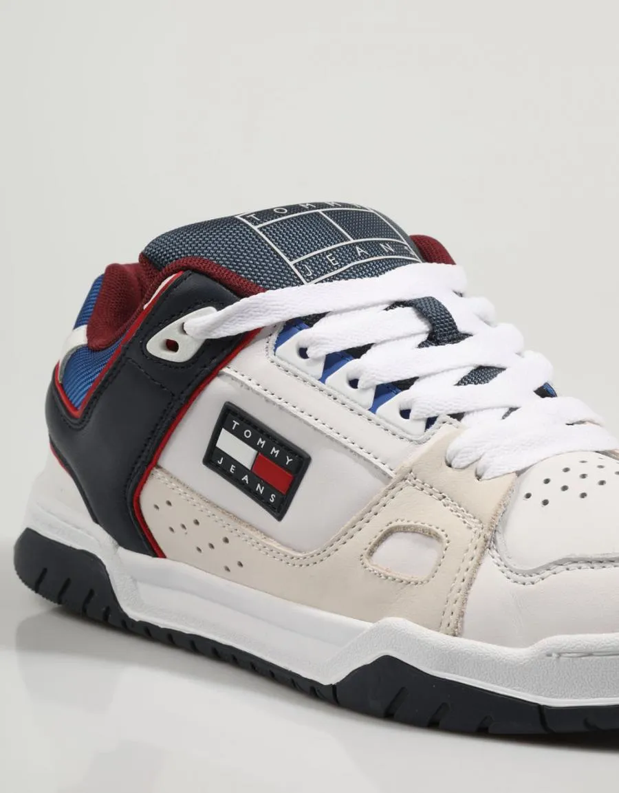  sapatilhas TOMMY HILFIGER Tommy Jeans Skate Sneaker en Branco 79921