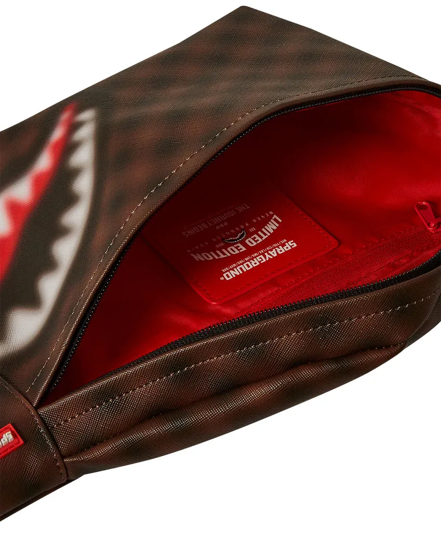 sprayground riñonera sharks in paris blur savvy crossbody