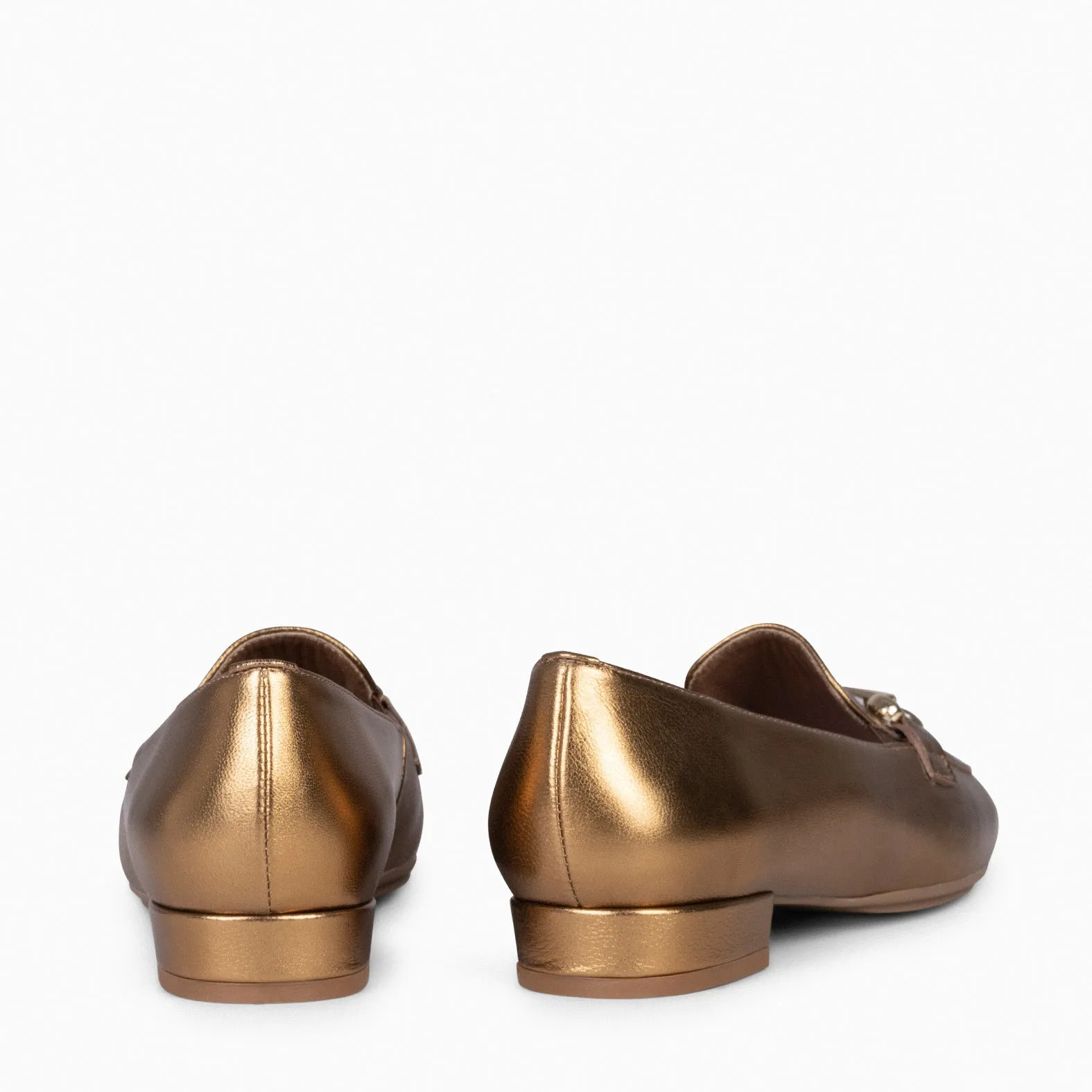 STYLE - Mocasines con detalle metalizado BRONCE